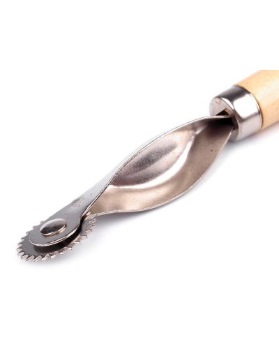 Roată zimțată pentru tipare, lungime 15 cm - 1 buc. | Mimib
