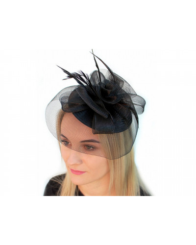 Fascinator palarie cu flori si pene | Mimib